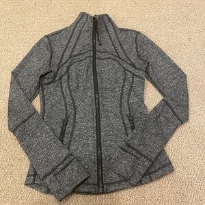 Lululemon define jacket size 4